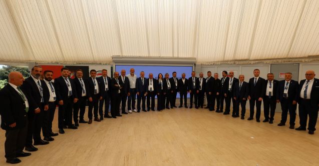 İSTAB Genel Kurulu yapıldı. Aziz Baş yeni dönemde de İSTAB Başkanı olarak seçildi