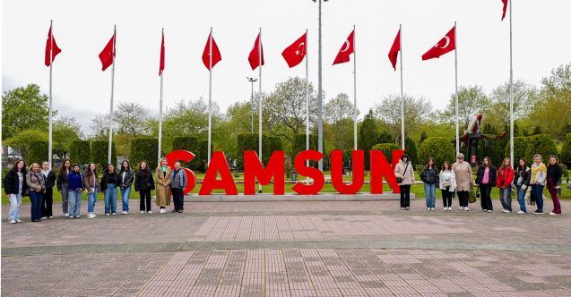 Mercedes-Benz Türk, 19 Mayıs’ı Samsun’daki Yıldız Kızlarla kutladı