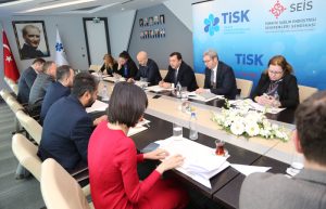 Tıbbi aygıt dalı alacaklarının ödenmesini istiyor